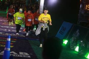 BIB: 4231, 4543
                            <button type="button" onclick="openModal(26275266)" class="btn btn-primary btn-sm float-right btn-popup" data-toggle="modal" data-target=".modal-high-quality">
                        <i class="fas fa-shopping-cart"></i> Add to Cart
                    </button>
                                            <button type="button" onclick="isThisMe(26275266, true)" class="btn btn-success btn-sm float-right btn-popup btn-isme hidden" data-toggle="tooltip" data-placement="bottom" title="นี่คือรูปของคุณใช่ไหม คลิกที่นี่เพื่อเอาเข้าอัลบั้ม">
                        <i class="fas fa-plus"></i> Add to album
                    </button>
                    <button type="button" onclick="isThisMe(26275266, false)" class="btn btn-warning btn-sm float-right btn-popup btn-isnotme hidden">
                        <i class="fas fa-ban"></i> Remove from album
                    </button>